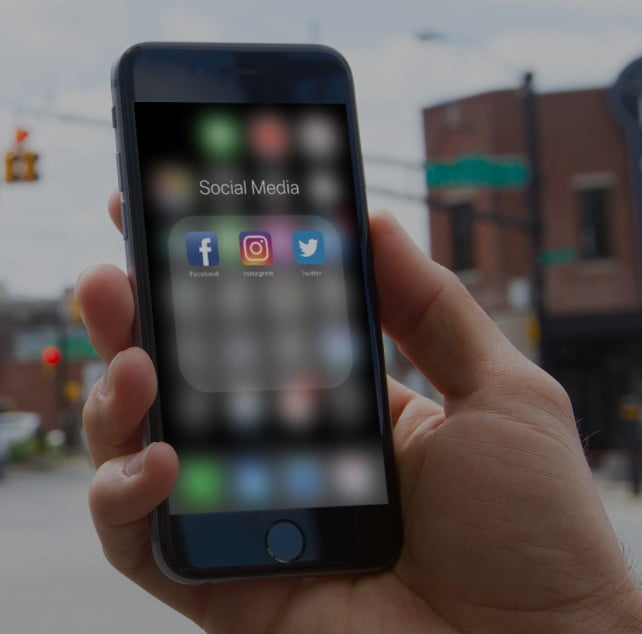 وسائل التواصل الاجتماعي